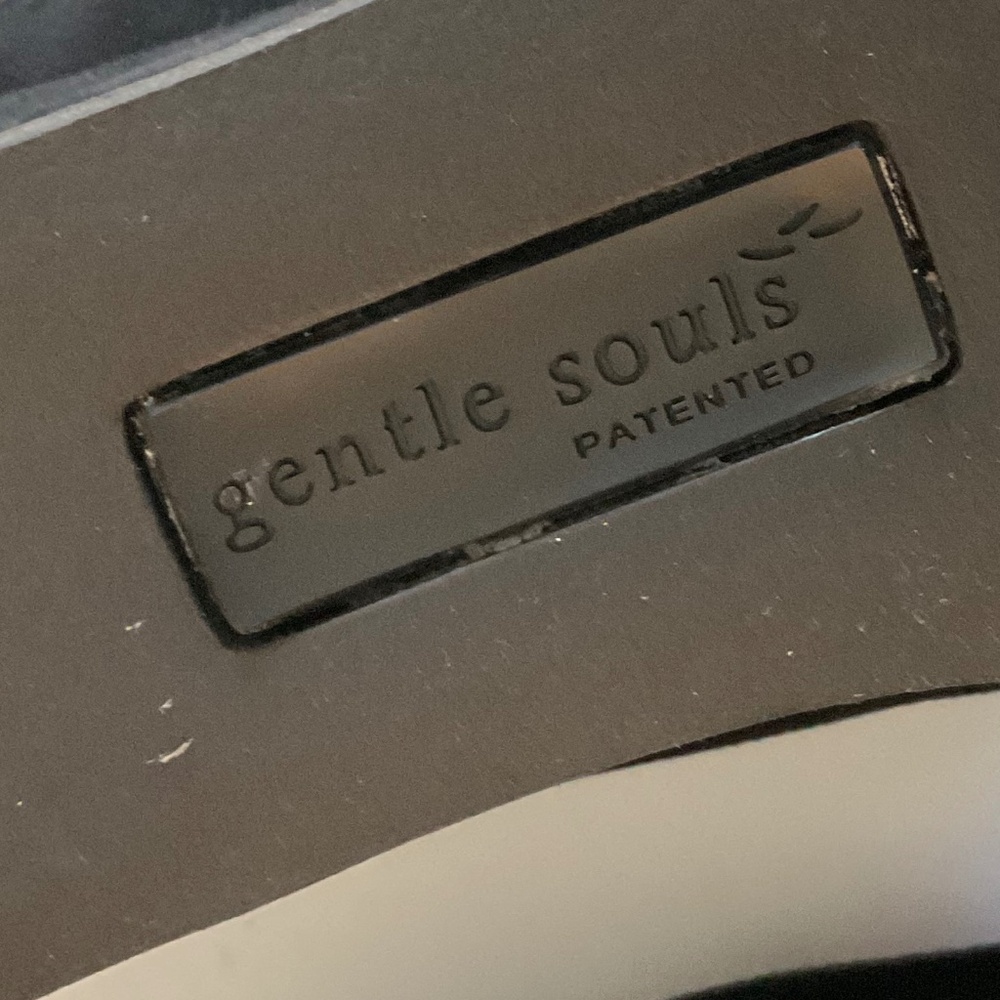 GENTLE SOULS Dawn And Dirty Black Suede Wedge Size 9 - Picture 4 of 9